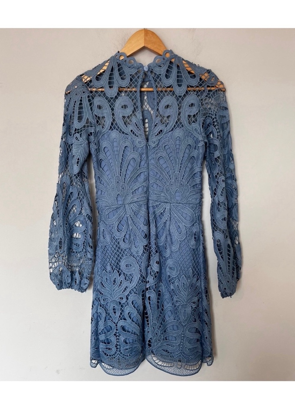Lipsy London, Dusty Blue Lace Mini Dress | Size US 2 | Cruel Intentions PRIME - Picture 7 of 13